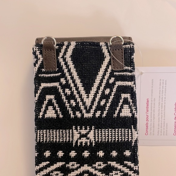 New! Thirty-one call me crossbody-rio weave - Picture 3 of 4